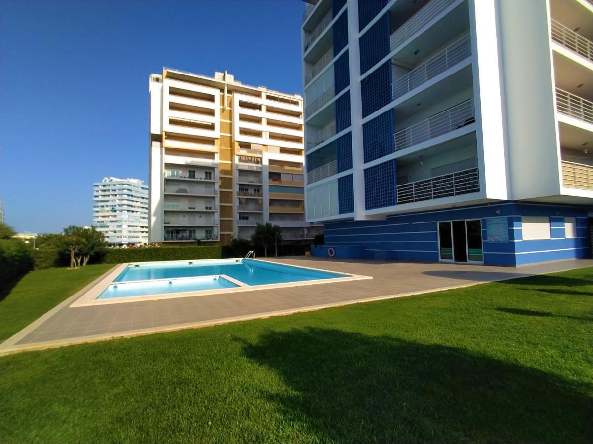 Algarve Beach Vibes Apartment, Wifi, Pool, Ac, Bbq ปอร์ติเมา ภายนอก รูปภาพ